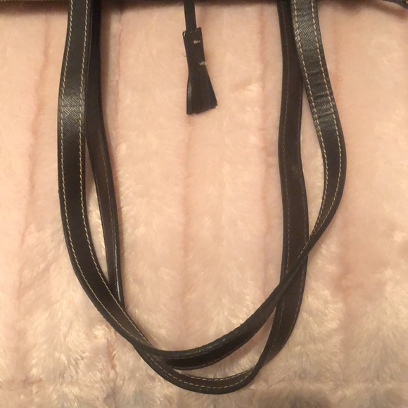 Dooney & Bourke Shoulder Bag - Picture 6 of 9